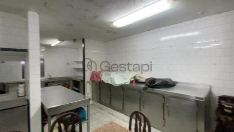 EDIFICIO CON GRAN POTENCIAL EN SAN VICENTE DO GROVE