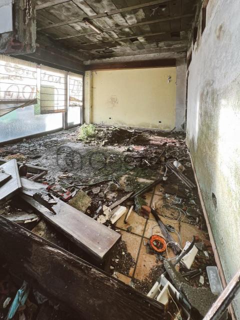 PROPIEDAD EXCLUSIVA PARA REFORMA INTEGRAL FRENTE AL MAR